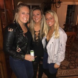 Meet your Posher, Maddy